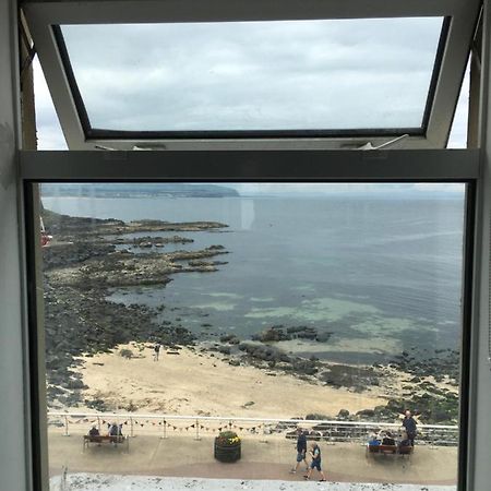 On The Prom Aparthotel Portstewart Exterior photo