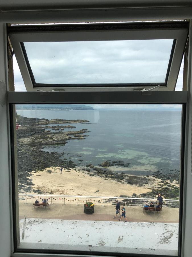 On The Prom Aparthotel Portstewart Exterior photo